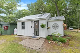 8124 Deadstream Rd, Honor, MI 49640 - Photo 5