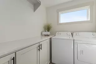 11757 Everett Ave, Allendale, MI 49401 - Photo 17