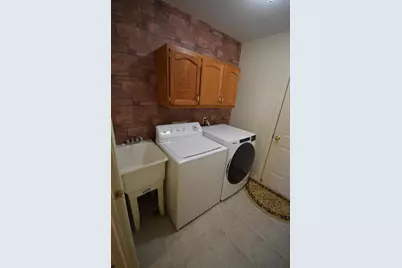 25430 Bohn Court, Flat Rock, MI 48134 - Photo 17