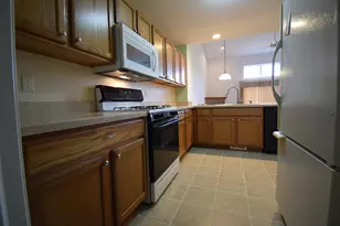 25430 Bohn Ct, Flat Rock, MI 48134 - Photo 19