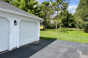 732 W Barrington Cir, Jackson, MI 49203 - Photo 27