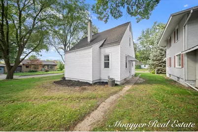 32 Holly Street SW, Wyoming, MI 49548 - Photo 17