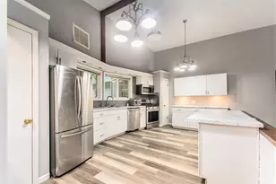 5544 Wendzel Dr, Coloma, MI 49038 - Photo 5