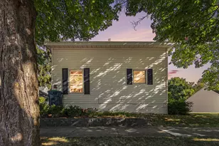 703 E Dowland, Ludington, MI 49431 - Photo 3