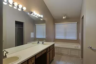 47498 Fox Run Dr, Canton, MI 48187 - Photo 17