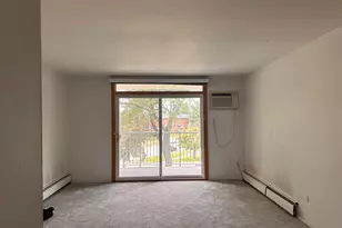 4921 N Crooks Rd, Royal Oak, MI 48073 - Photo 5