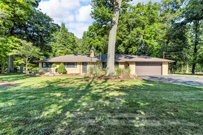 3140 Happy Valley Road, Jackson, MI 49203 - Photo 1