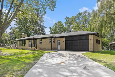 4761 Kalamazoo Avenue SE, Kentwood, MI 49508 - Photo 1