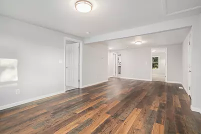 202 W Mosel Avenue, Kalamazoo, MI 49004 - Photo 5