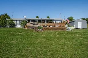 2462 Maple Ln, Benton Harbor, MI 49022 - Photo 27