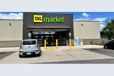 1381 E Main Street, Edmore, MI 48829 - Photo 7