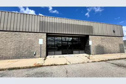 1381 E Main Street, Edmore, MI 48829 - Photo 3