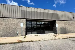 1381 E Main St, Edmore, MI 48829 - Photo 3