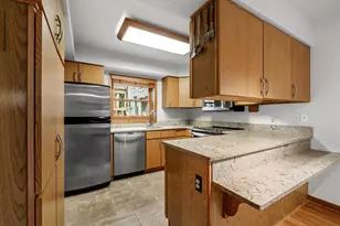 651 N 5th Ave, Ann Arbor, MI 48104 - Photo 9