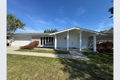 4655 Ashburton Place, Sterling Heights, MI 48310 - Photo 3