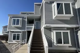 114 Millpoint Dr, Spring Lake, MI 49456 - Photo 1