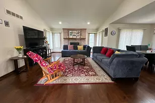 5470 Cheltenham Dr, Troy, MI 48098 - Photo 17