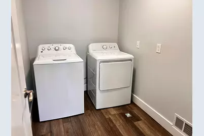 191 Bonnie Street, Ludington, MI 49431 - Photo 17