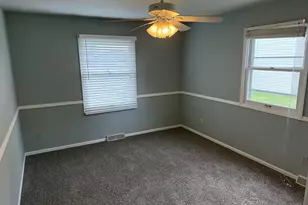 725 52nd St SE, Kentwood, MI 49548 - Photo 13