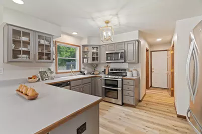 1620 E Osterhout Avenue, Portage, MI 49002 - Photo 11