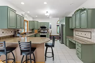 18716 Sioux Dr, Spring Lake, MI 49456 - Photo 9