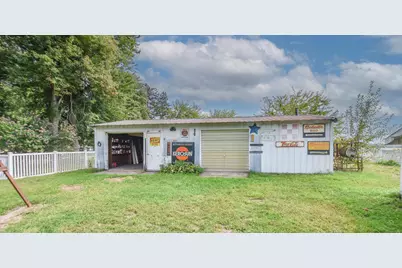 44 Berry Street, Quincy, MI 49082 - Photo 3