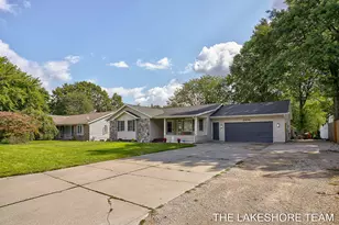 2496 Oak Forest Dr, Holland, MI 49424 - Photo 1