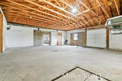 1065 W Green Street, Hastings, MI 49058 - Photo 11