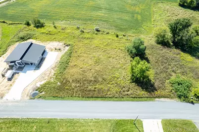 10870 Crooked Lake Drive NE, Rockford, MI 49341 - Photo 5