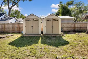 1410 Mills Ave, Muskegon, MI 49445 - Photo 39