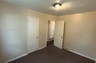 8294 Northlawn St, Detroit, MI 48204 - Photo 7