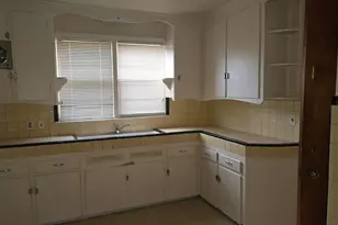 4060 Buena Vista St, Detroit, MI 48238 - Photo 11