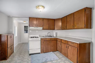 1100 Harvey Street, Muskegon, MI 49442 - Photo 7