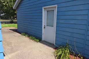 1100 Harvey St, Muskegon, MI 49442 - Photo 23