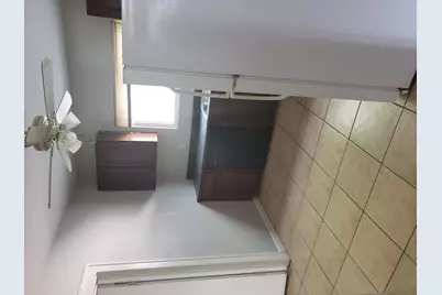 758 W Huron Street, Pontiac, MI 48341 - Photo 3