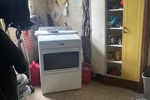 621 E Michigan Ave, Grass Lake, MI 49240 - Photo 23