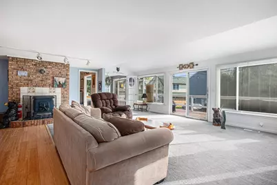 55945 Inn D Inn Drive, Dowagiac, MI 49047 - Photo 11