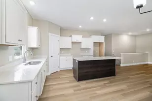 6301 Sturgeon Run, Muskegon, MI 49444 - Photo 5