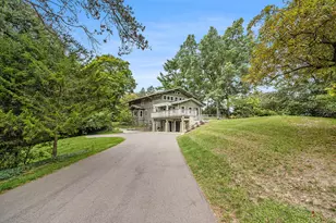 2340 Springhill Dr, Kalamazoo, MI 49008 - Photo 3