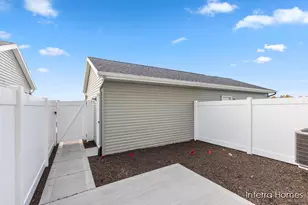 6110 Stahl Dr, Spring Lake, MI 49456 - Photo 17