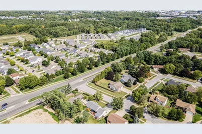 4404 Springmont Drive SE, Kentwood, MI 49512 - Photo 33