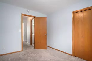 4404 Springmont Dr SE, Kentwood, MI 49512 - Photo 13