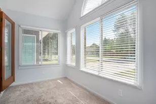 4404 Springmont Dr SE, Kentwood, MI 49512 - Photo 11