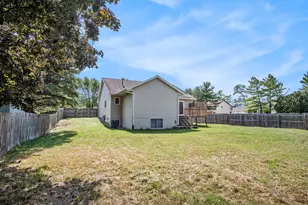 4404 Springmont Dr SE, Kentwood, MI 49512 - Photo 29