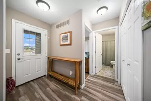 784 Meadows Ct, Grass Lake, MI 49240 - Photo 3