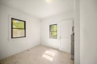 344 Abbie St SE, Wyoming, MI 49548 - Photo 9