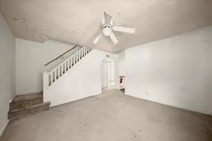 344 Abbie St SE, Wyoming, MI 49548 - Photo 3