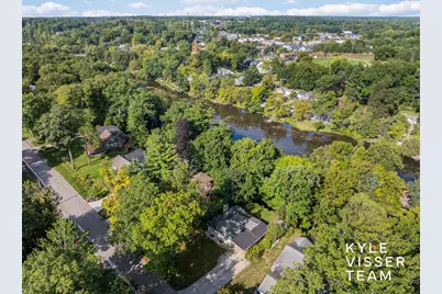 2757 Cascade Springs Drive SE, Grand Rapids, MI 49546 - Photo 37