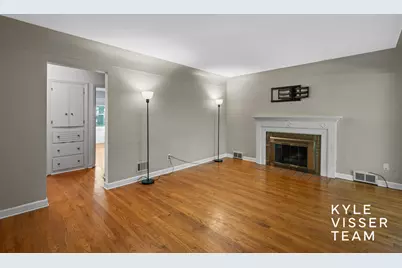 2757 Cascade Springs Drive SE, Grand Rapids, MI 49546 - Photo 7