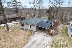 2757 Cascade Springs Dr SE, Grand Rapids, MI 49546 - Photo 37